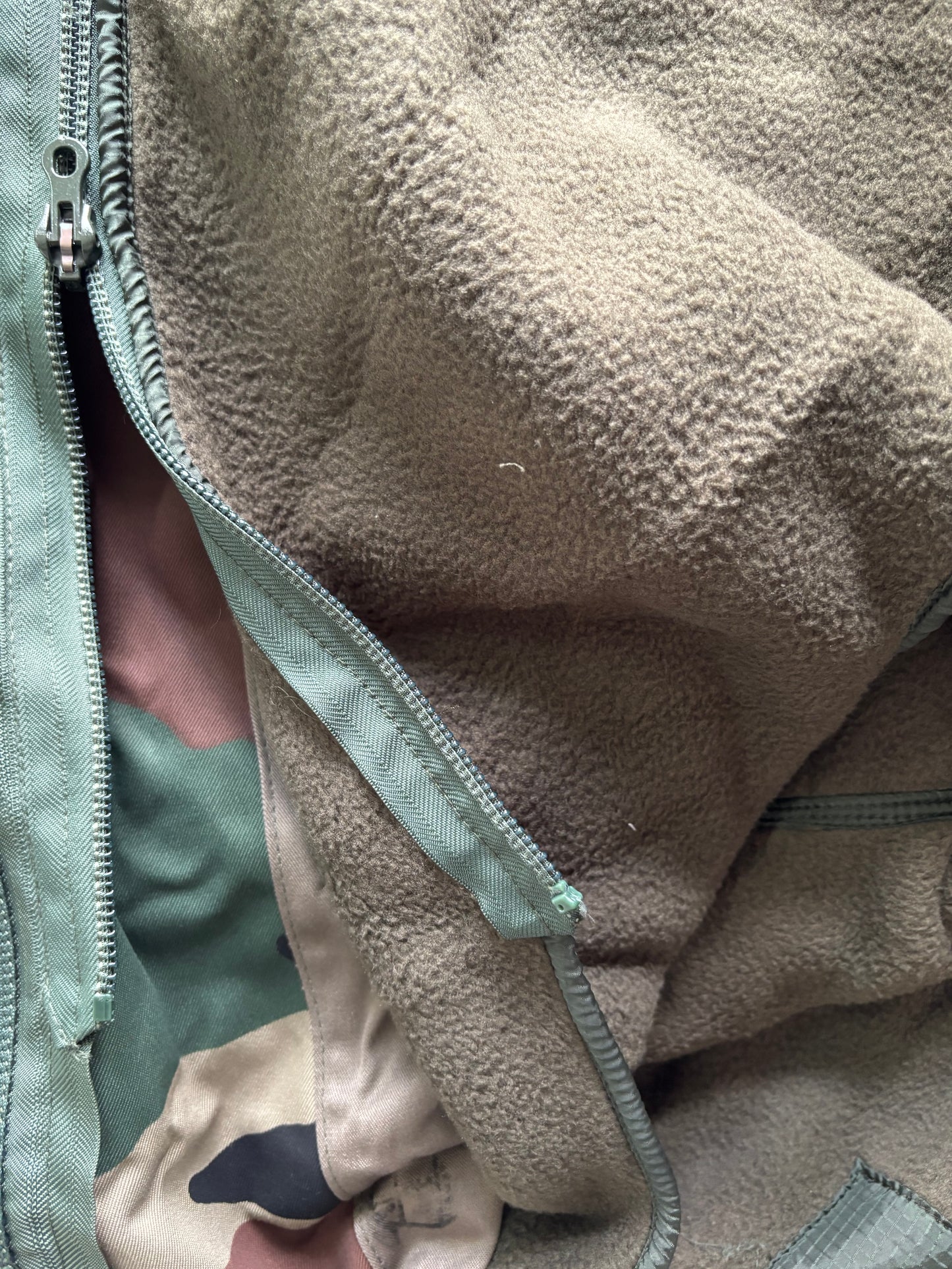 Army ISSUE 3 layer jacket
