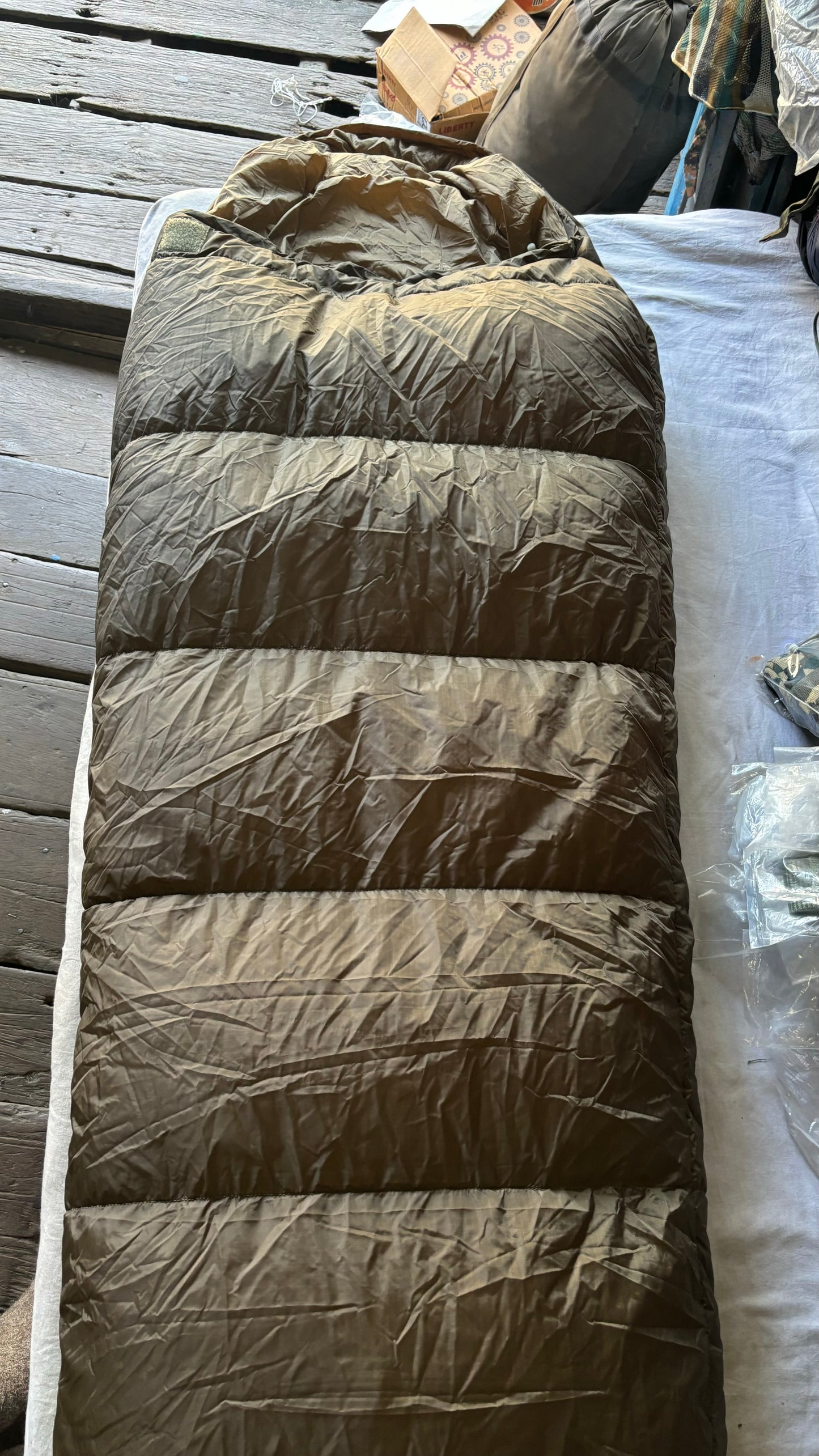 New Model ISSUE Sleeping bag (New)